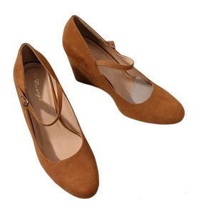 Coutgo Camel Women's Wedge Ankle Strap Wedge Shoe Size 9 NEW
